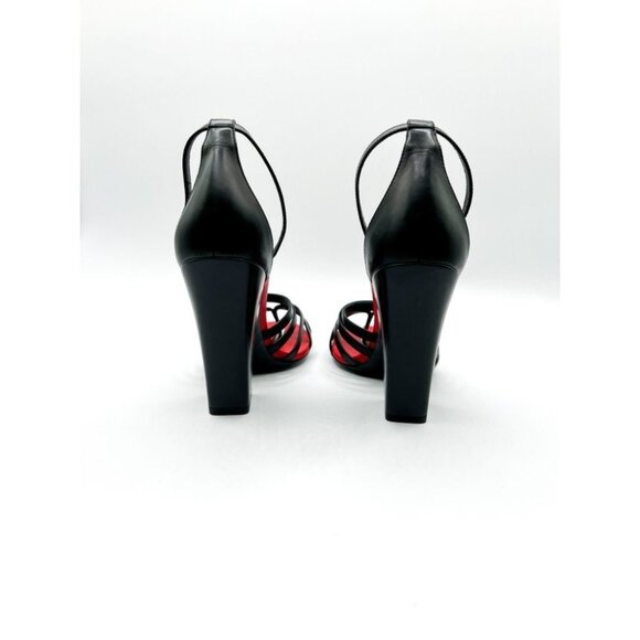 Burberry Split-toe Detail Leather Hove Thong Sandals, Brand Size 38 - Picture 8 of 13